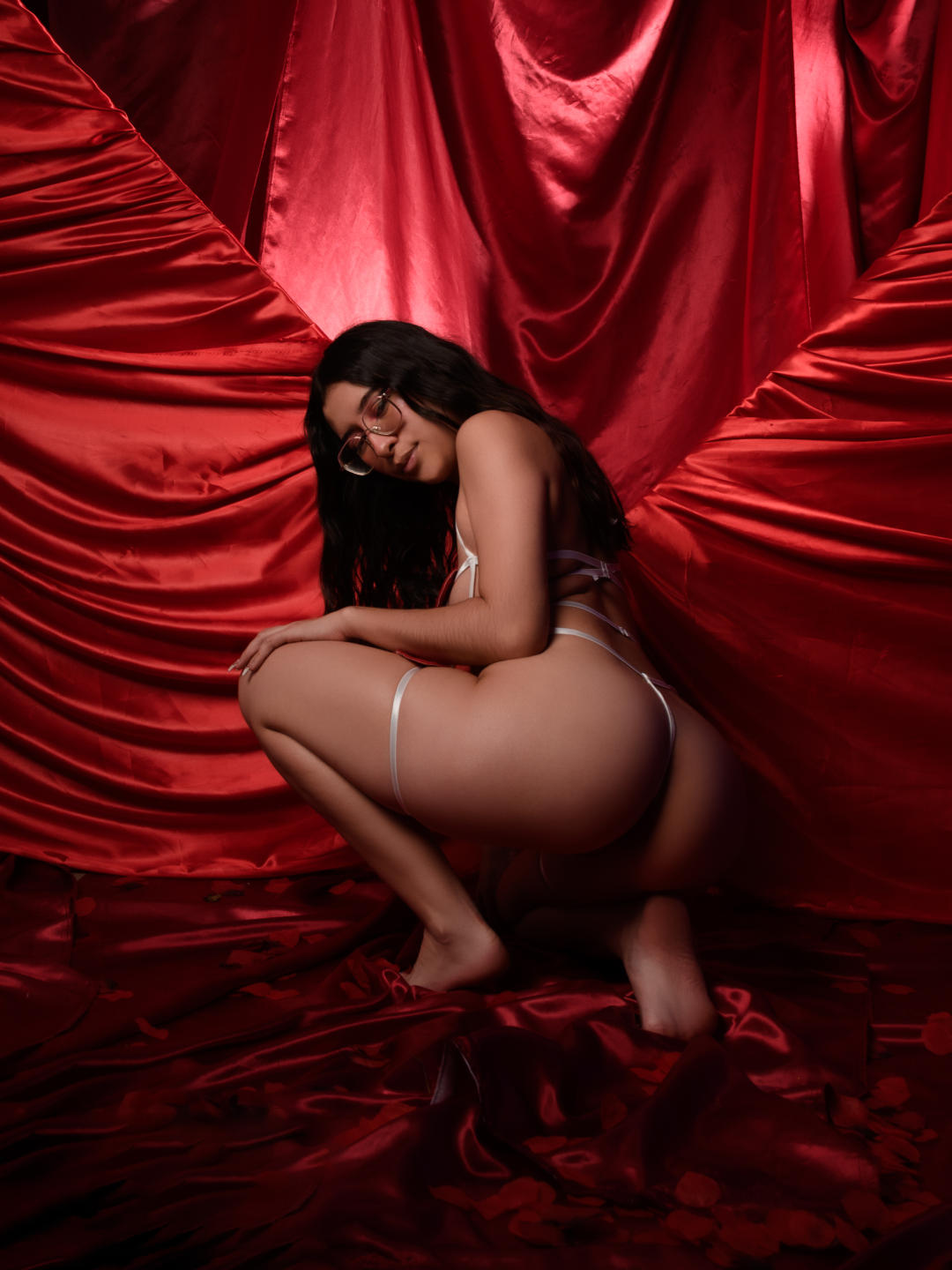 webcam model Paulla69x from XloveCam webcam model Paulla69x from XloveCam