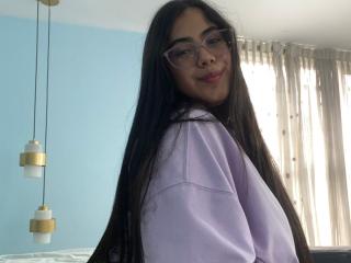 CurvyBuff - Live sex cams model