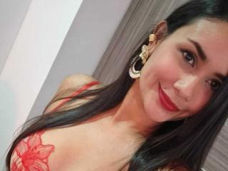 SophieJones69 Blowjob XXX Cams - Photo 12/21