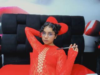 JuliaBennett Show Porn Live - Photo 15/21