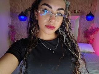 AdaraAngel Webcam Porno Live - Photo 10/21