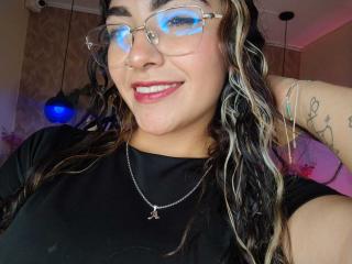 AdaraAngel Webcam Porno Live - Photo 8/21