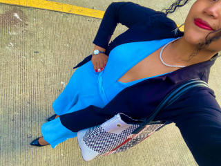 SophieSonyas Blowjob XXX Cams - Photo 11/21