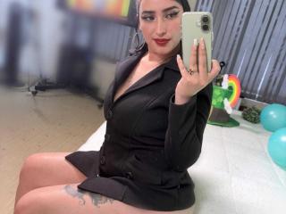 Chloey69 Webcam Sex Direct - Photo 11/21