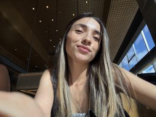 AdharaCooperr Webcam Porno Live - Photo 11/21