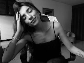 AdharaCooperr Webcam Porno Live - Photo 4/21