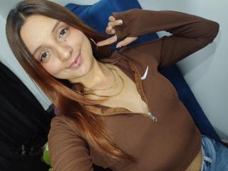 SaarahJones Fellation XXX Cams - Photo 17/21