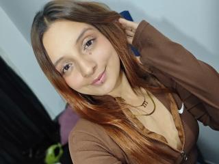 SaarahJones Fellation XXX Cams - Photo 14/21