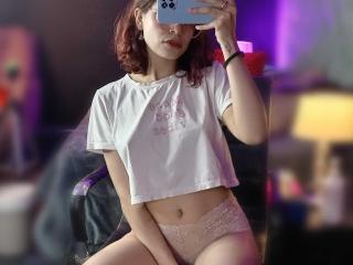 SophieBlake Blowjob XXX Cams - Photo 12/21