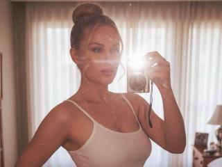 AvaQueen Webcam Porno Live - Photo 14/21