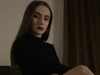 MaddymidNight Hot Liveshows - Photo 9/21