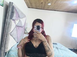 SaraJoyce Blowjob XXX Cams - Photo 16/21