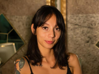 SaraLambert Blowjob XXX Cams - Photo 7/11