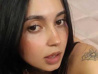 GabyMathew Video Webcam - Photo 18/21