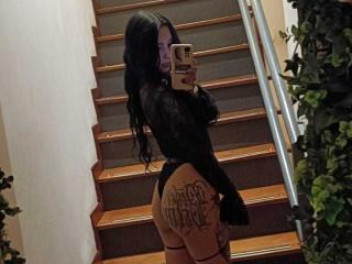 GabyMathew Video Webcam - Photo 9/21