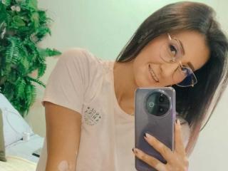 SharissWillian Blowjob XXX Cams - Photo 11/21