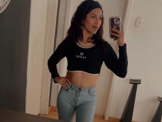 MyaaTyler Image Gallery