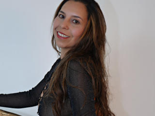 VickyVegas - Live sex cams model