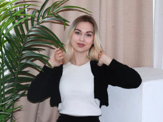 NicoleHrum Pussy Video Webcam - Photo 7/7