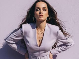 CarolinePirs Image Gallery