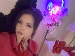 MollyBrunett Hot Liveshows - Photo 5/17