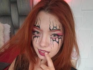 EmmaThomsonn Seins Liveshow - Photo 9/21