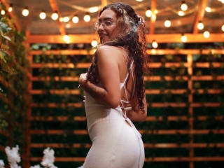 AdaraAngel Webcam Porno Live - Photo 5/21