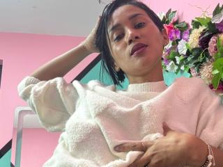 ScarlethFely Blowjob XXX Cams - Photo 5/21