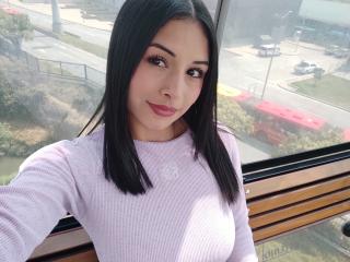 EmilyVv Seins Liveshow - Photo 12/21