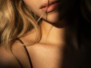 SugarrX Blowjob XXX Cams - Photo 14/21