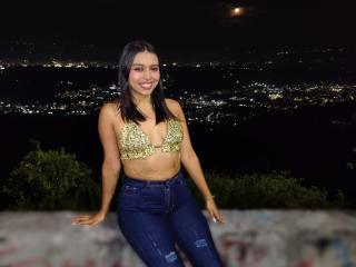 ZammySanz MILF Live - Photo 8/21