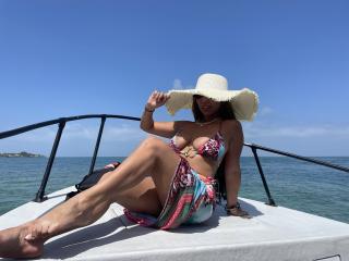 NahomyStone Pussy Video Webcam - Photo 16/21