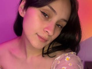 AnnieLamberth Webcam Porno Live - Photo 15/21