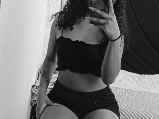 SofiaPassionne Blowjob XXX Cams - Photo 21/21