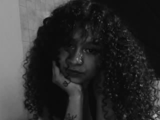 SofiaPassionne Blowjob XXX Cams - Photo 8/21