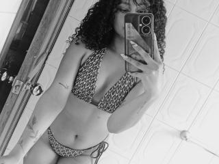 SofiaPassionne Blowjob XXX Cams - Photo 5/21