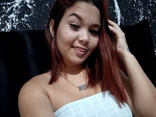 EstefyChaud Boobs Liveshow - Photo 8/21