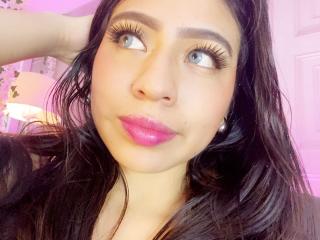 ZoeRedds MILF Live - Photo 8/21