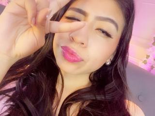 ZoeRedds MILF Live - Photo 7/21