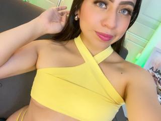 ZoeRedds MILF Live - Photo 4/21