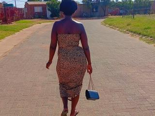 SmokinPhatMellons Blowjob XXX Cams - Photo 11/15