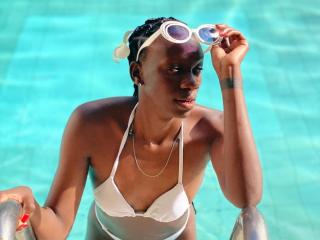 ElnaLethabo Boobs Liveshow - Photo 9/17