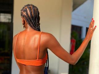 ElnaLethabo Boobs Liveshow - Photo 5/17