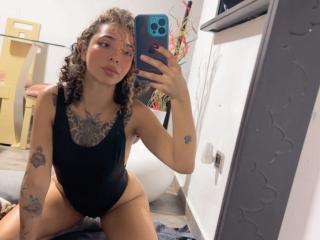 SilvanaXOwen Blowjob XXX Cams - Photo 5/21