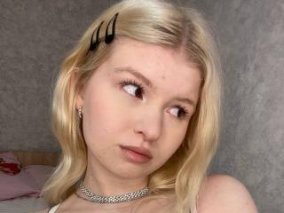 Photo of DelphineHambleton