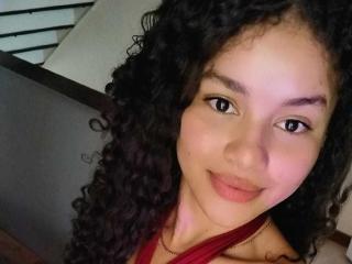LoreneCurly Anal en Webcam Live - Photo 13/21