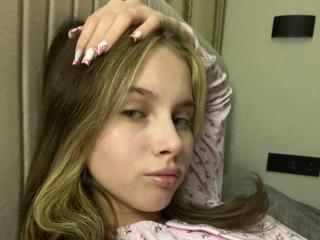 IoneTrosper Chatte en Chaleur - Photo 6/21