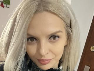 DouceAmelia Amateur Live Webcam - Photo 16/21