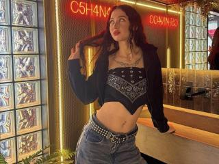 LaquandaBach Anal Livecam - Photo 4/7