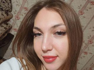 AleaseBenson - Live sex cams model